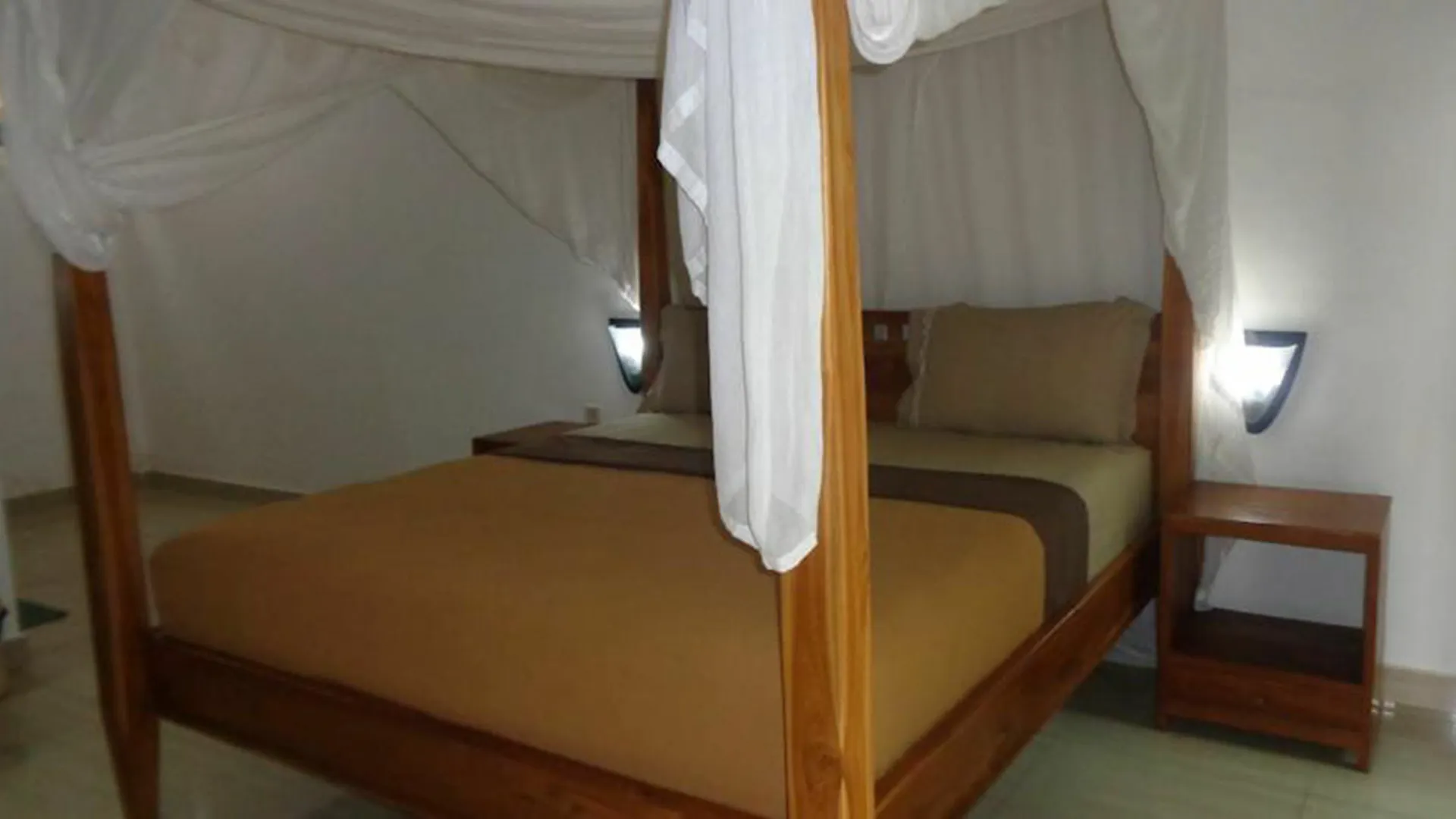 Arca Bungalow Hotel Bali Indonesia